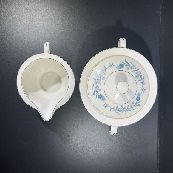 Vintage Theodore Haviland Clinton Cream And Sugar Set - Picture 5 of 14